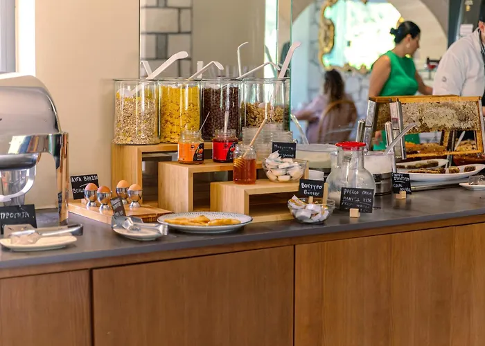 Imathoessa فندق يالوفا